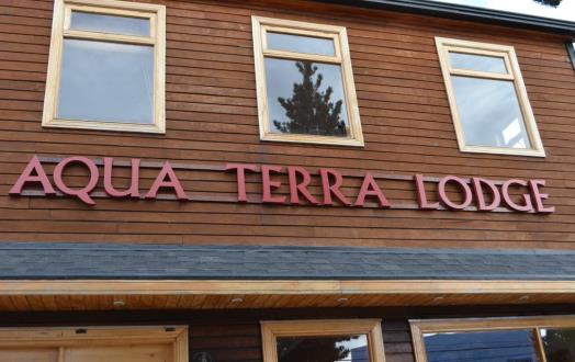 Hotel Aquaterra front